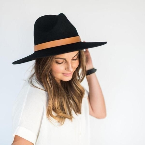 Gigi Pip Scottie Wide Brim Black Wool Fedora Hat with Leather Band - Picture 1 of 8